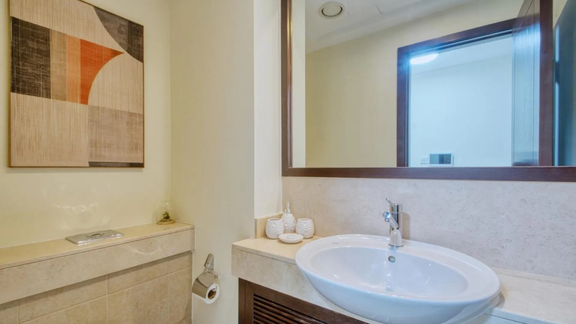 Luxury 1-Bedroom Apartment With Burj Khalifa View Dubai